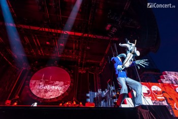 roger-waters-the-wall-2013-bucuresti-piata-constitutiei-25