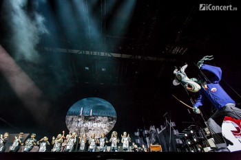 roger-waters-the-wall-2013-bucuresti-piata-constitutiei-30