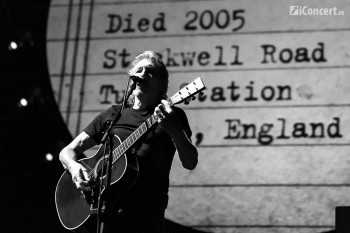 roger-waters-the-wall-2013-bucuresti-piata-constitutiei-31