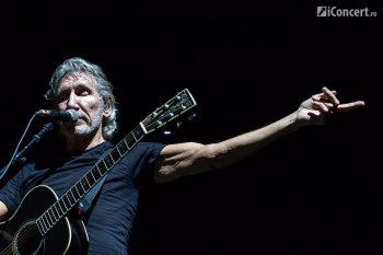 roger-waters-the-wall-2013-bucuresti-piata-constitutiei-36