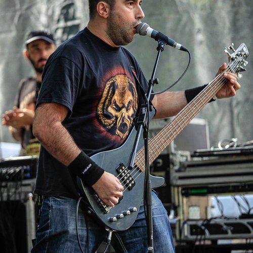 2-code-red-rockstadt-extreme-fest-2013-04