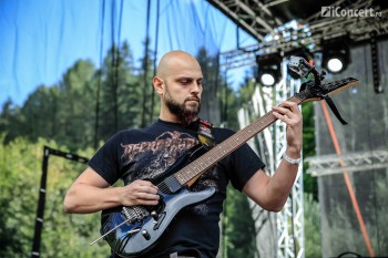 2-code-red-rockstadt-extreme-fest-2013-09