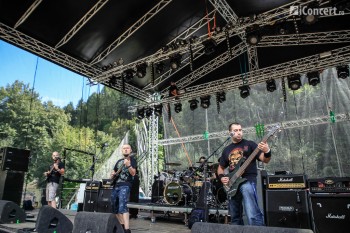 2-code-red-rockstadt-extreme-fest-2013-10