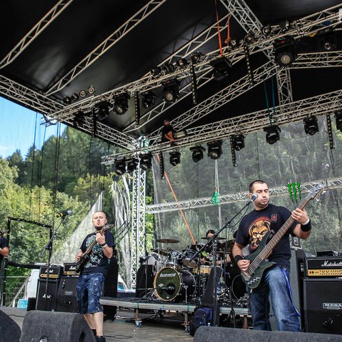 2-code-red-rockstadt-extreme-fest-2013-10
