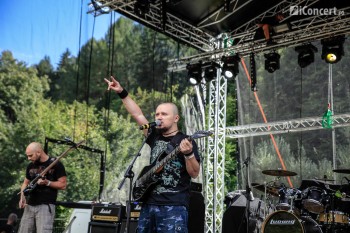 2-code-red-rockstadt-extreme-fest-2013-11