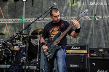 2-code-red-rockstadt-extreme-fest-2013-14