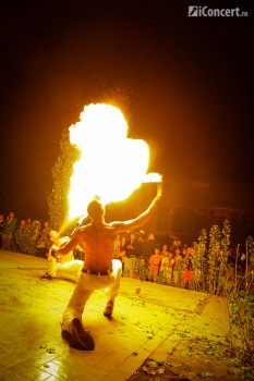 3-crispus-the-art-of-fire-balkanik-festival-2013-02