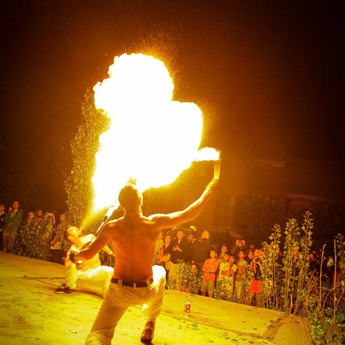 3-crispus-the-art-of-fire-balkanik-festival-2013-02