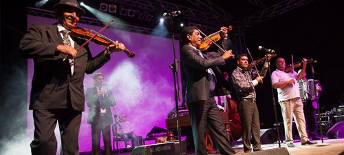RECENZIE: Balkanik Festival 2013, un weekend de ritmuri fierbinţi în Grădina Uranus (POZE)