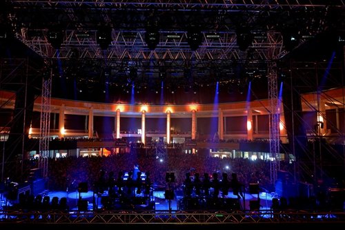 Fanii, pregătiţi pentru show-ul Hurts - Foto: Răzvan Chiriţă