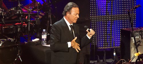 Julio-Iglesias-Sala-Palatului