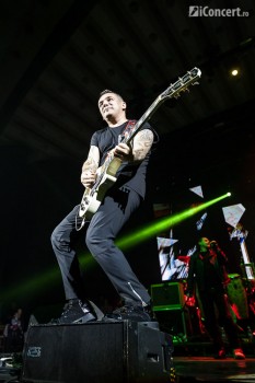 directia-5-zambetul-face-minuni-sala-palatului-19