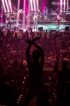 directia-5-zambetul-face-minuni-sala-palatului-37