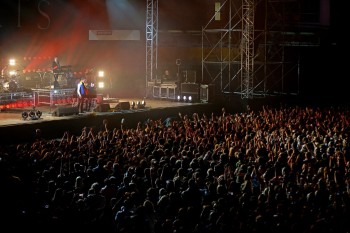 hurts-exile-tour-bucuresti-romexpo-2013-14