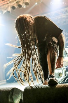 2-decapitated-turbohalle-bucuresti-01
