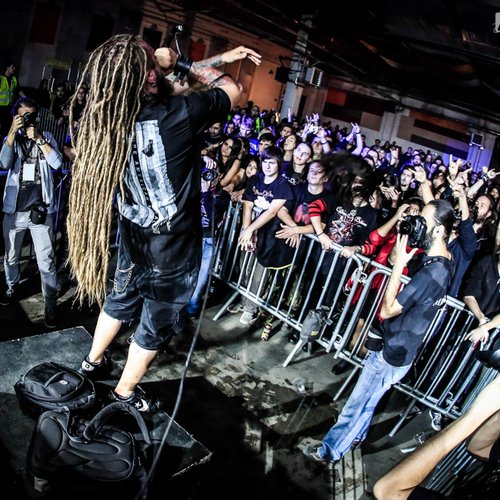 2-decapitated-turbohalle-bucuresti-06