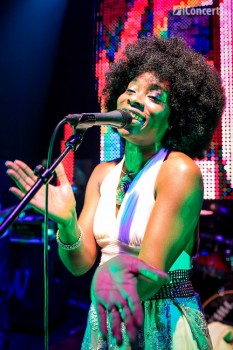 2-iyeoka-the-silver-church-bucuresti-12