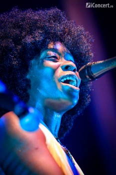 2-iyeoka-the-silver-church-bucuresti-26