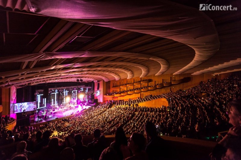 Sala Palatului a fost plină la conertul de revenire al trupei Holograf - Foto: Daniel Robert Dinu / iConcert.ro