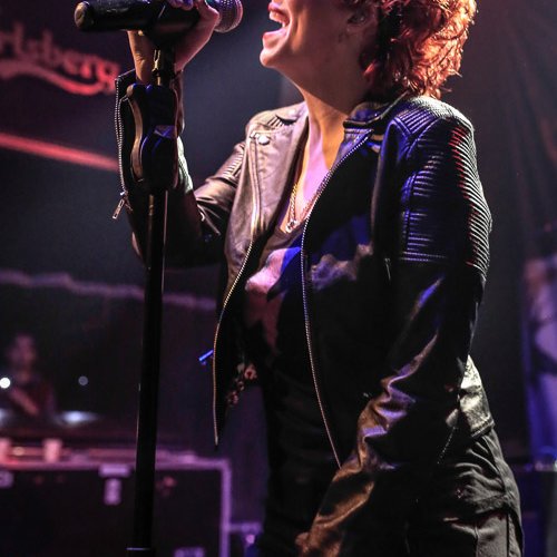 anneke-van-giersbergen-silver-church-bucuresti-2013-01