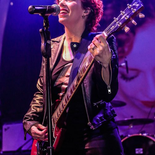 anneke-van-giersbergen-silver-church-bucuresti-2013-02