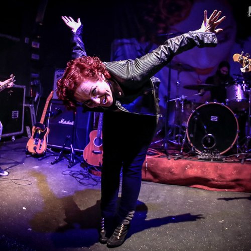 anneke-van-giersbergen-silver-church-bucuresti-2013-15