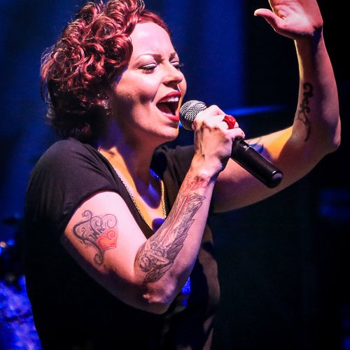 anneke-van-giersbergen-silver-church-bucuresti-2013-17