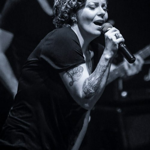 anneke-van-giersbergen-silver-church-bucuresti-2013-18