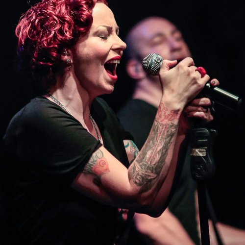anneke-van-giersbergen-silver-church-bucuresti-2013-25