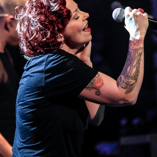 anneke-van-giersbergen-silver-church-bucuresti-2013-31