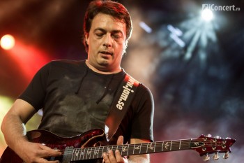 holograf-cat-de-departe-sala-palatului-bucuresti-19