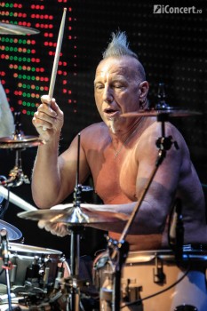 2-mike-terrana-band-christmas-rock-fest-2013-bucuresti-11