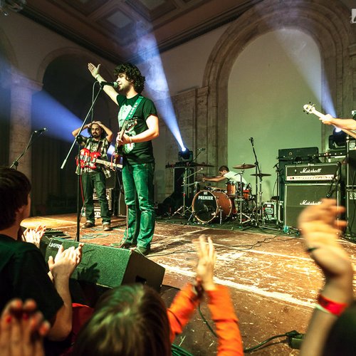 3-mere-presa-de-rock-bun-2013-bucuresti-09