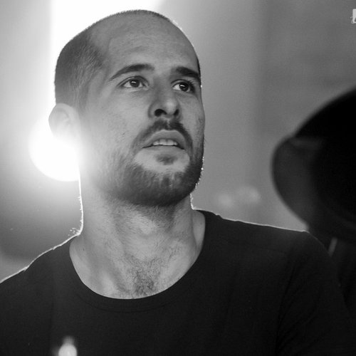 4-robin-and-the-backstabbers-presa-de-rock-bun-2013-bucuresti-02