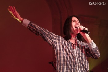 4-sarmalele-reci-presa-de-rock-bun-2013-bucuresti-02