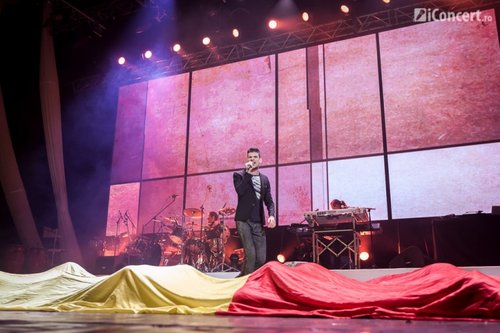 Vama interpretând piesa "Declar pierdută ţară" - Foto: Daniel Robert Dinu / iConcert.ro