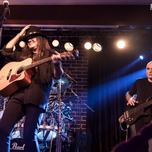 celelalte-cuvinte-32-ani-trup-suflet-hard-rock-bucuresti-26