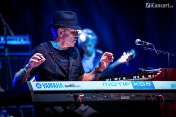 the-straits-sala-palatului-bucuresti-2013-14