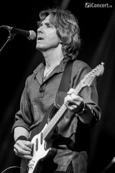 the-straits-sala-palatului-bucuresti-2013-24