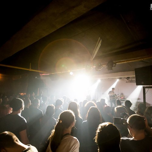 2-yelllow-atelierul-de-productie-bucuresti-07