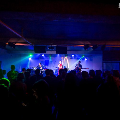 2-yelllow-atelierul-de-productie-bucuresti-08