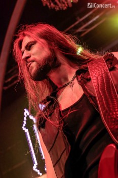 3-iced-earth-the-silver-church-bucuresti-03