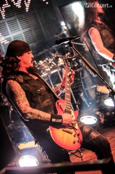 3-iced-earth-the-silver-church-bucuresti-12