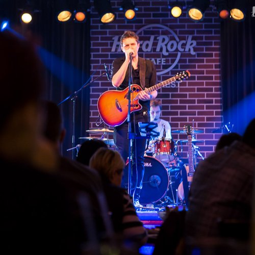 byron-hard-rock-cafe-bucuresti-22