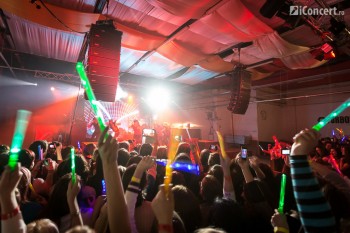 led-apple-turbohalle-bucuresti-02