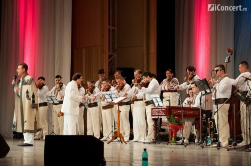 Constantin Enceanu şi Orchestra "Lăutarii" - Foto: Betty Cristea / iConcert.ro