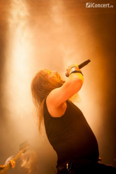 3-amon-amarth-arenele-romane-bucuresti-12