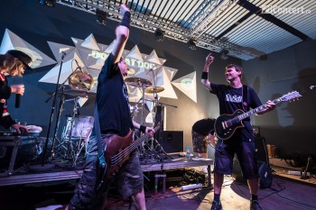 4-dog-eat-dog-colectiv-bucuresti-10