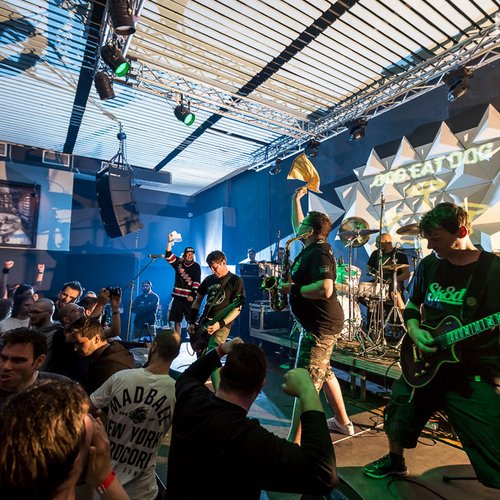 4-dog-eat-dog-colectiv-bucuresti-22