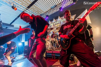 4-dog-eat-dog-colectiv-bucuresti-23